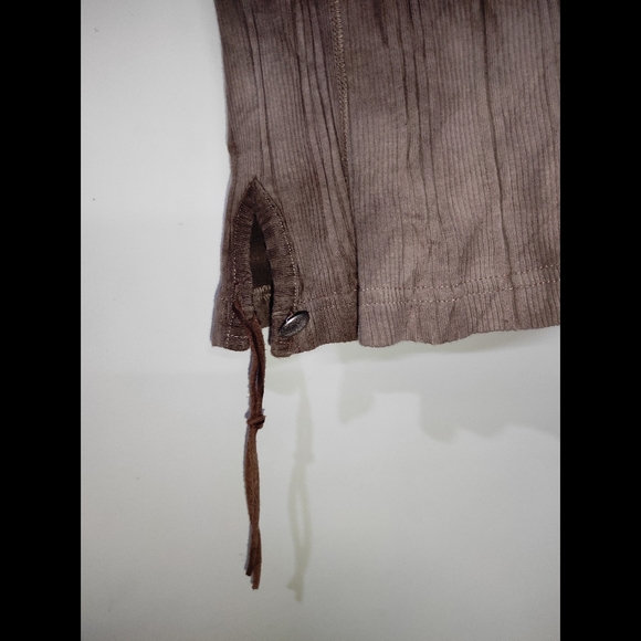 Tank Top 🤎 - Picture 8 of 9